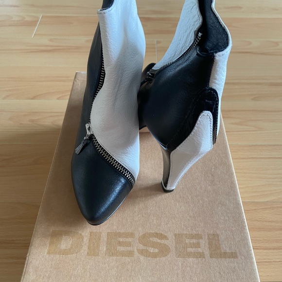 Brand new Diesel ankles boots - Picture 2 of 4
